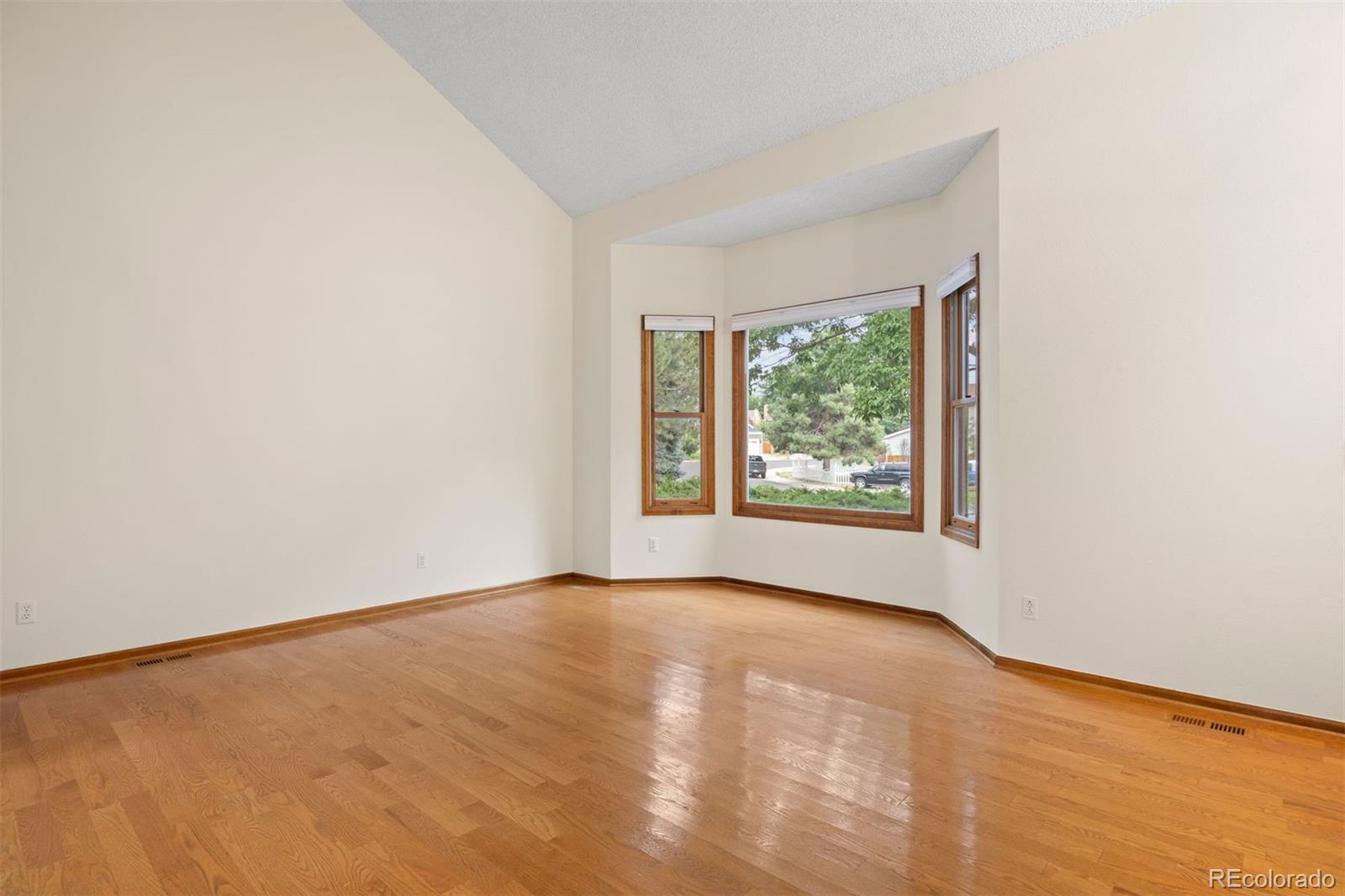 MLS Image #3 for 3254 s espana circle,aurora, Colorado