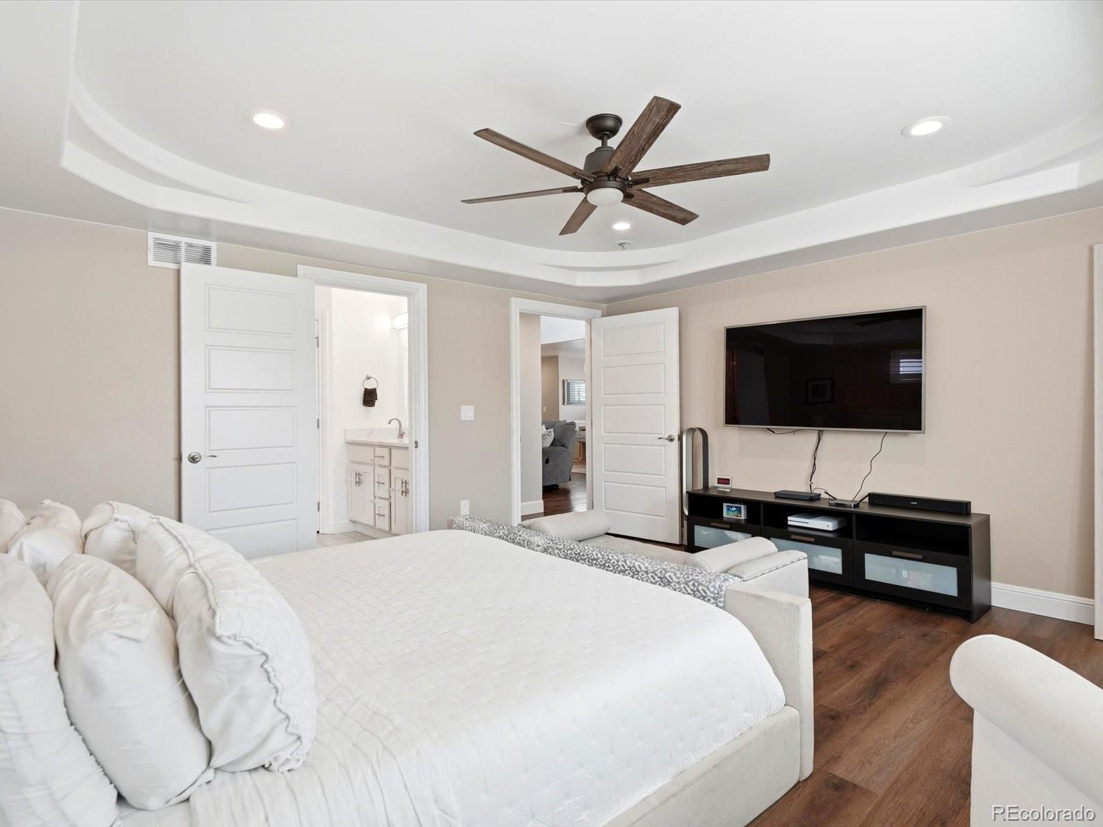 MLS Image #30 for 3381 s clay street,englewood, Colorado