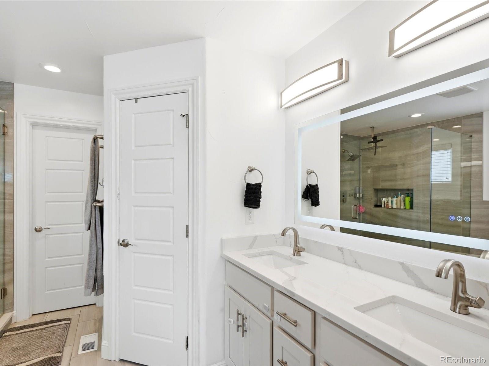 MLS Image #31 for 3381 s clay street,englewood, Colorado