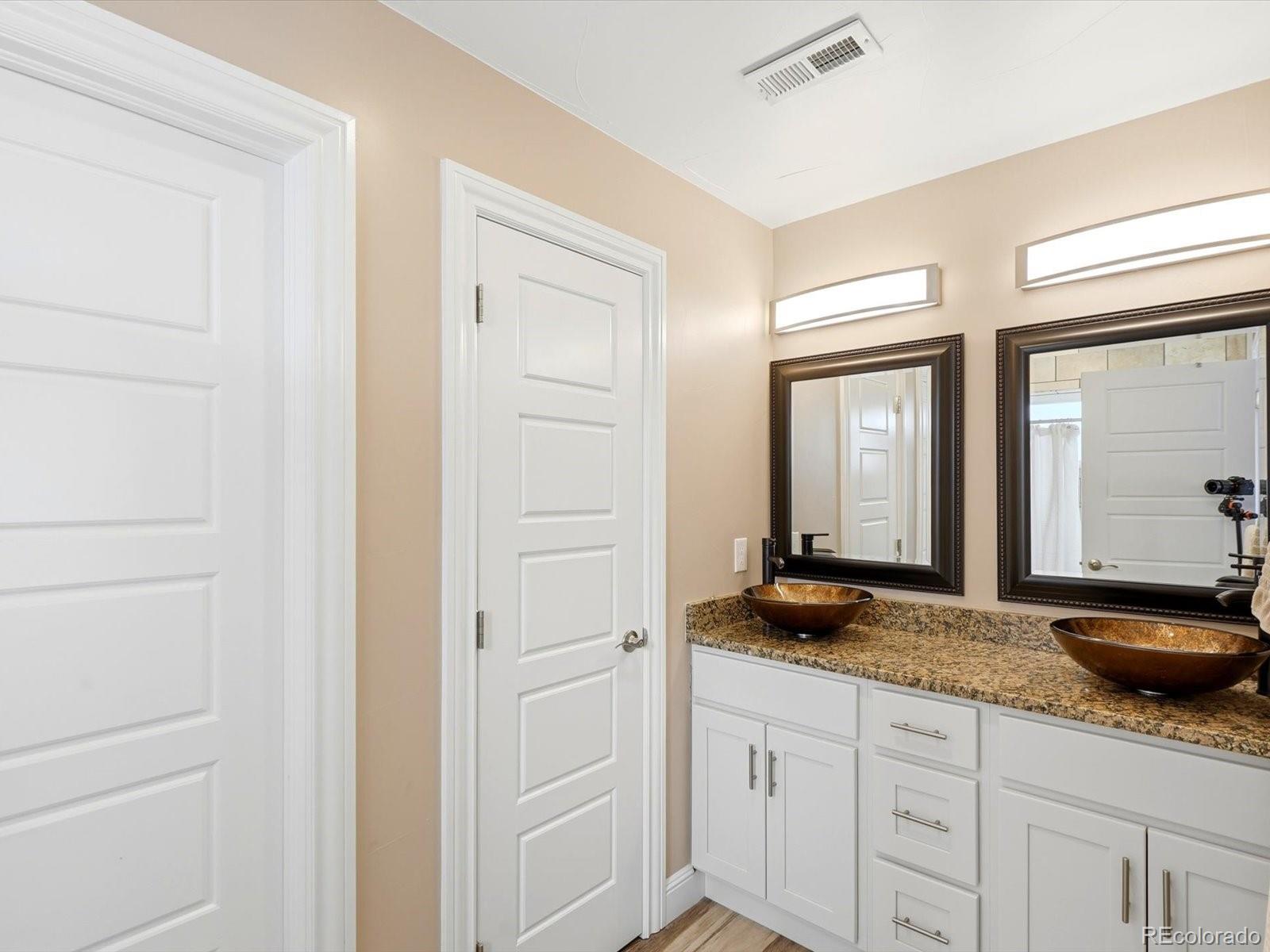 MLS Image #44 for 3381 s clay street,englewood, Colorado