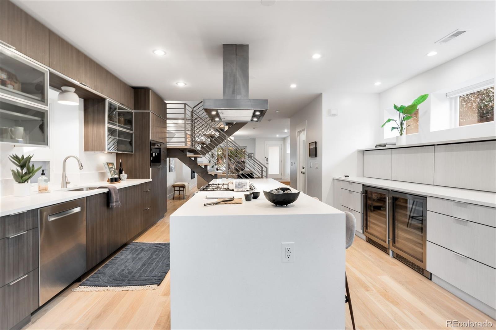 MLS Image #12 for 2031 w 35th avenue,denver, Colorado