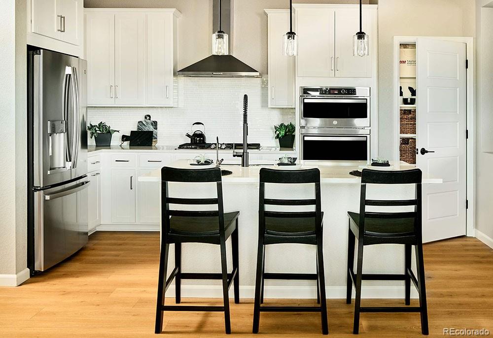 MLS Image #1 for 23732 e 33rd place,aurora, Colorado