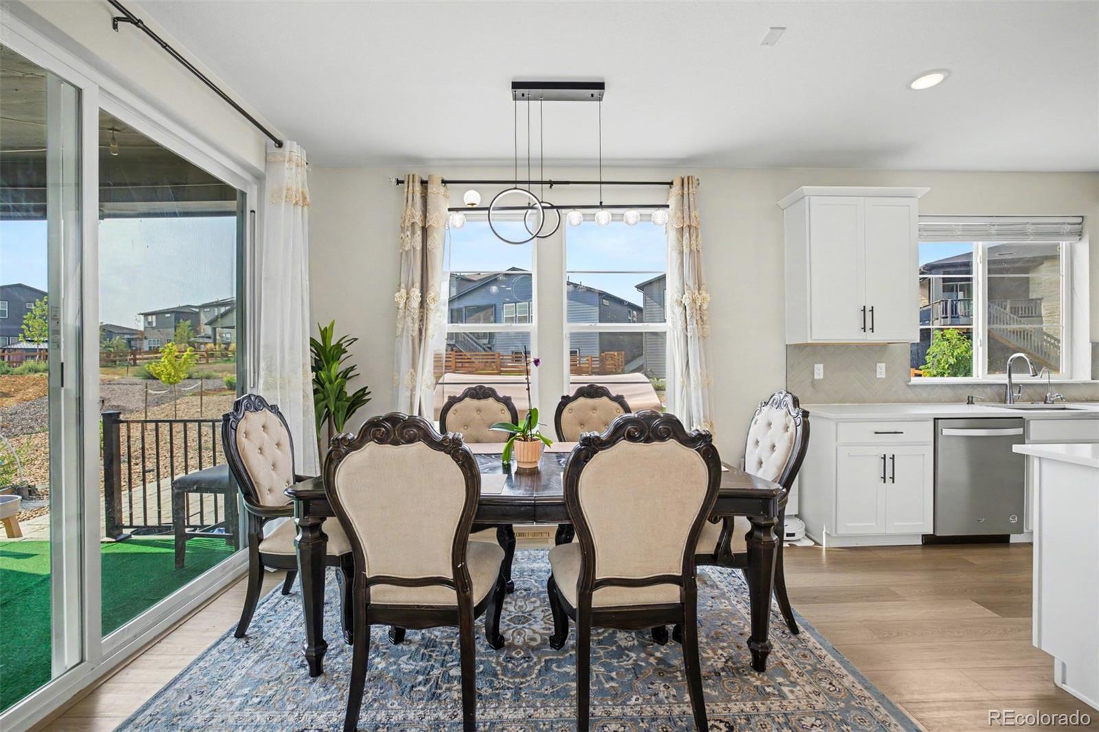MLS Image #13 for 23933 e 39th avenue,aurora, Colorado