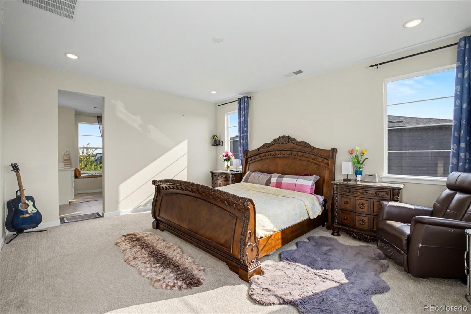 MLS Image #21 for 23933 e 39th avenue,aurora, Colorado
