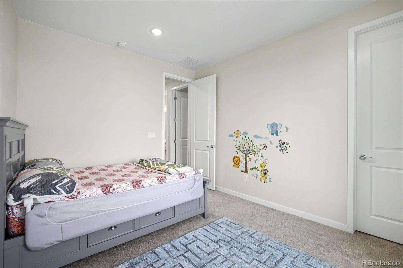 MLS Image #31 for 23933 e 39th avenue,aurora, Colorado
