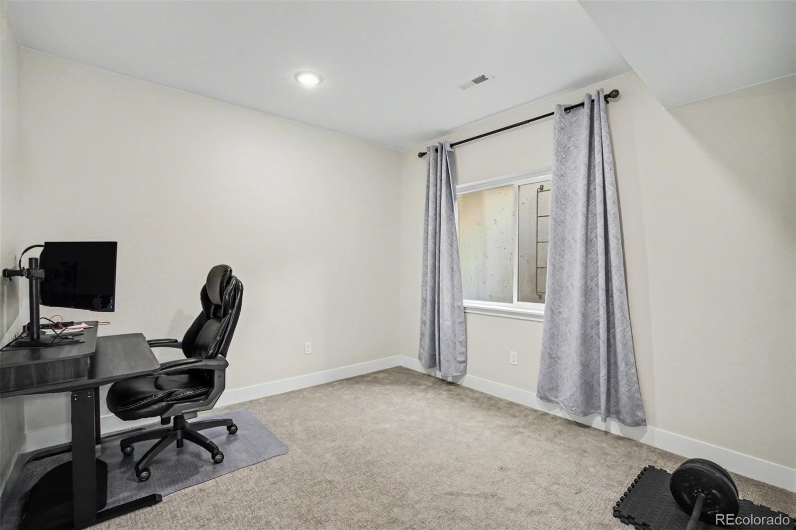 MLS Image #39 for 23933 e 39th avenue,aurora, Colorado