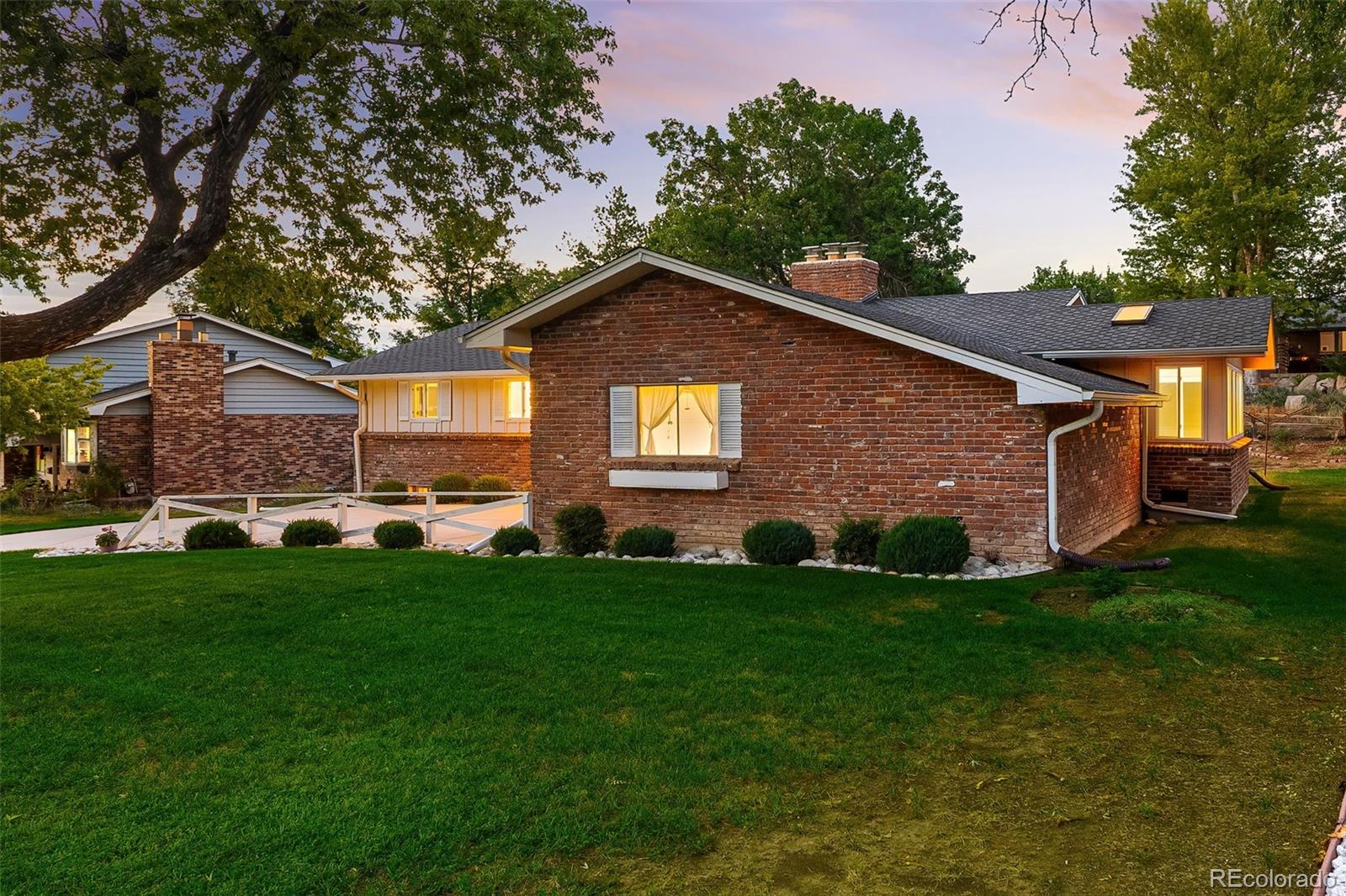 MLS Image #10 for 2285 w davies avenue,littleton, Colorado