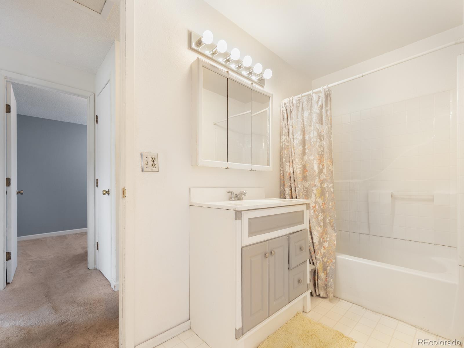 MLS Image #5 for 963 e 7th avenue,broomfield, Colorado