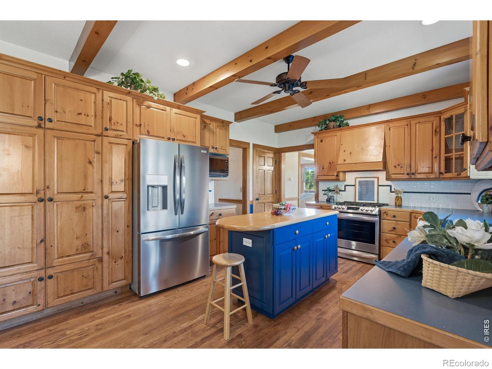 MLS Image #6 for 924  clydesdale lane,windsor, Colorado