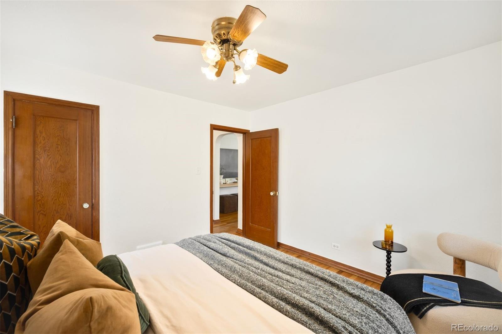 MLS Image #10 for 2201 s franklin street,denver, Colorado