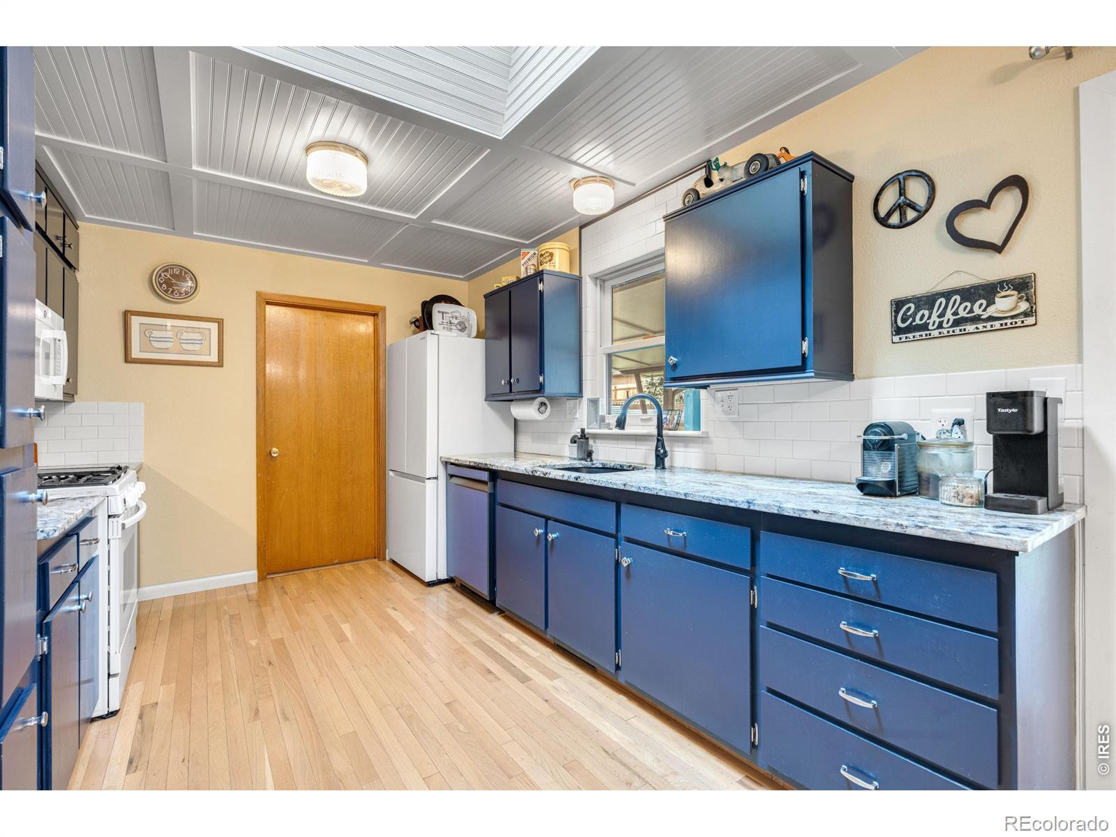 MLS Image #15 for 2107  leila drive,loveland, Colorado