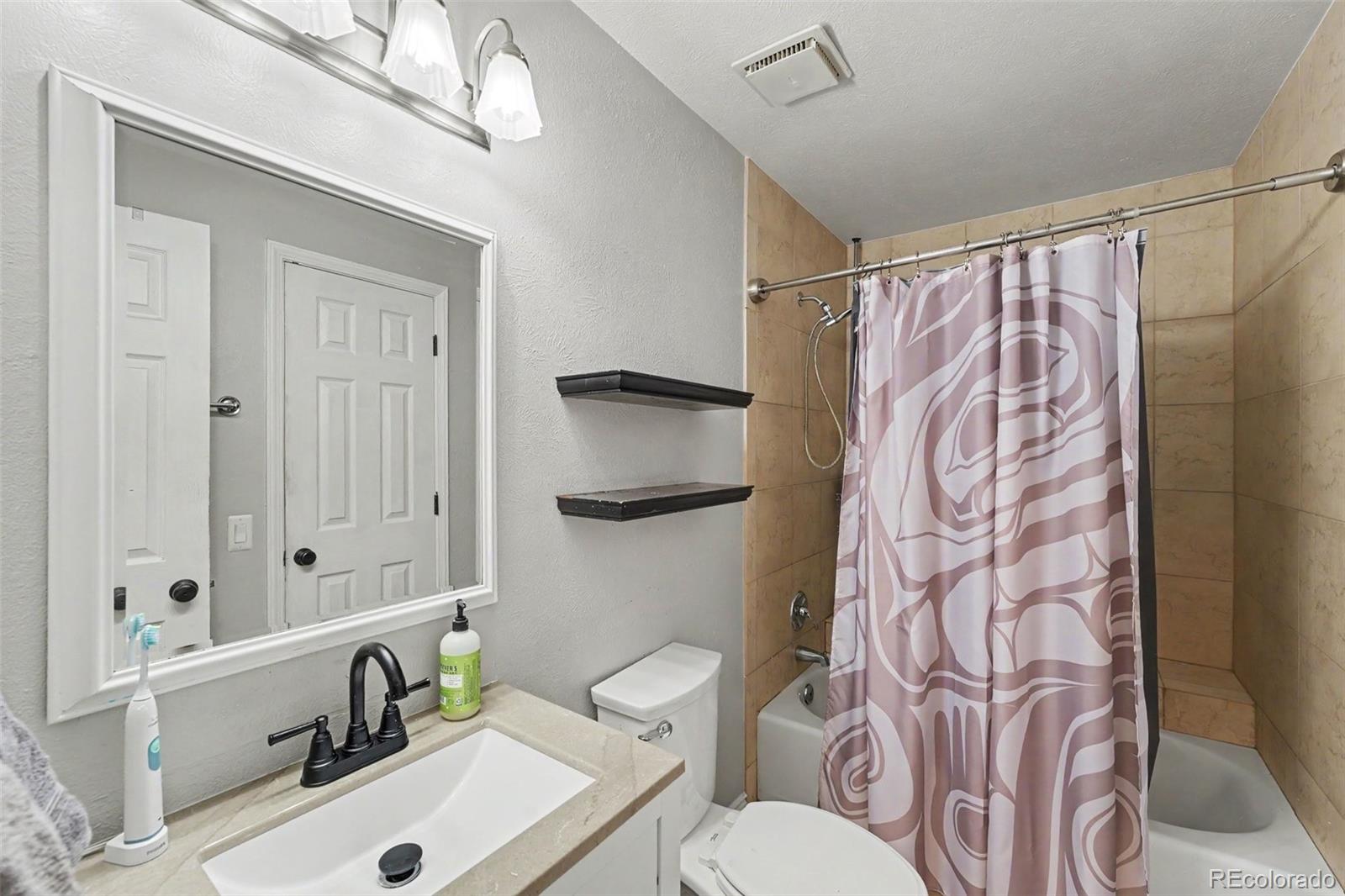 MLS Image #17 for 5600 s queen street,littleton, Colorado