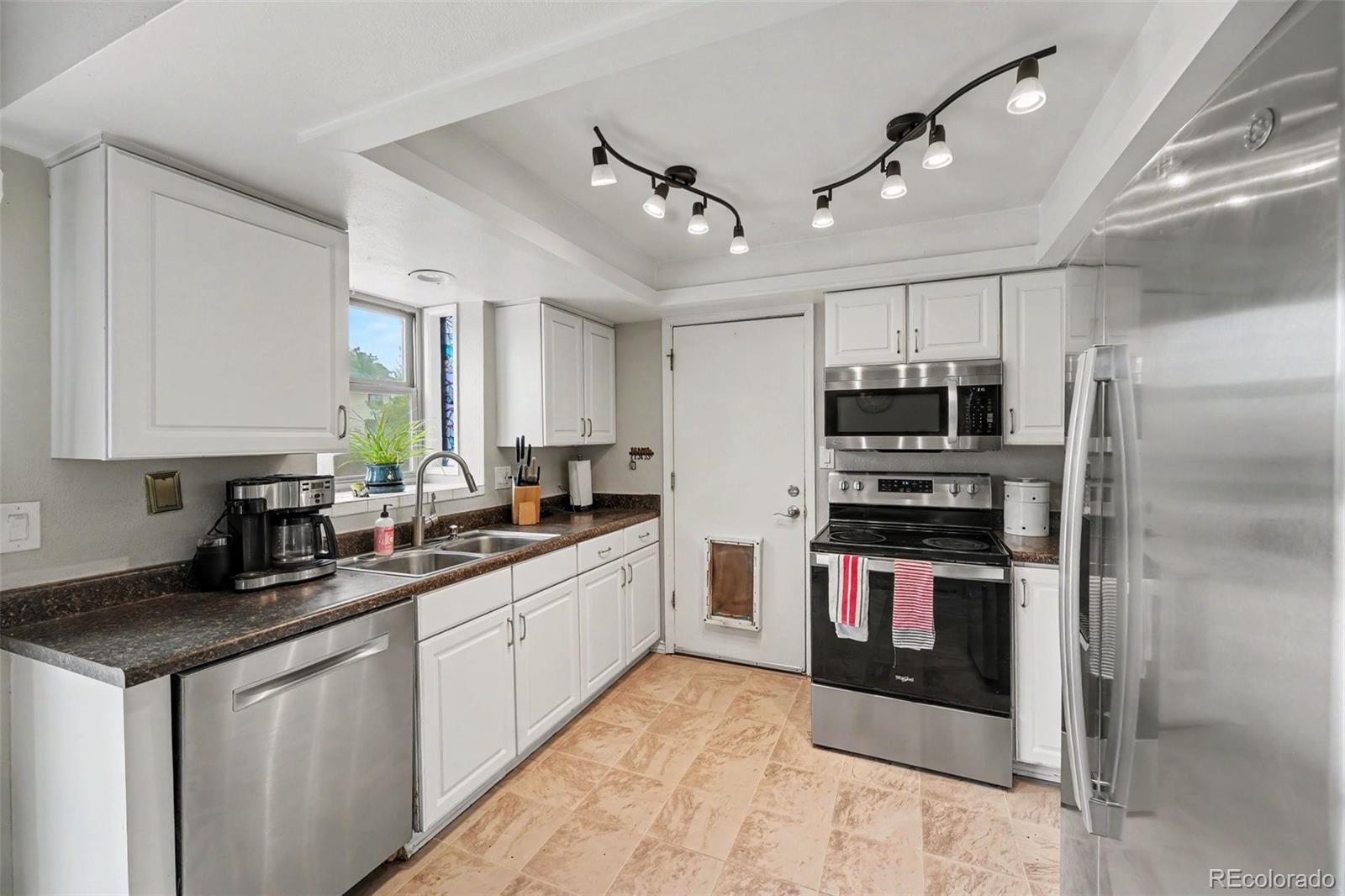MLS Image #3 for 5600 s queen street,littleton, Colorado