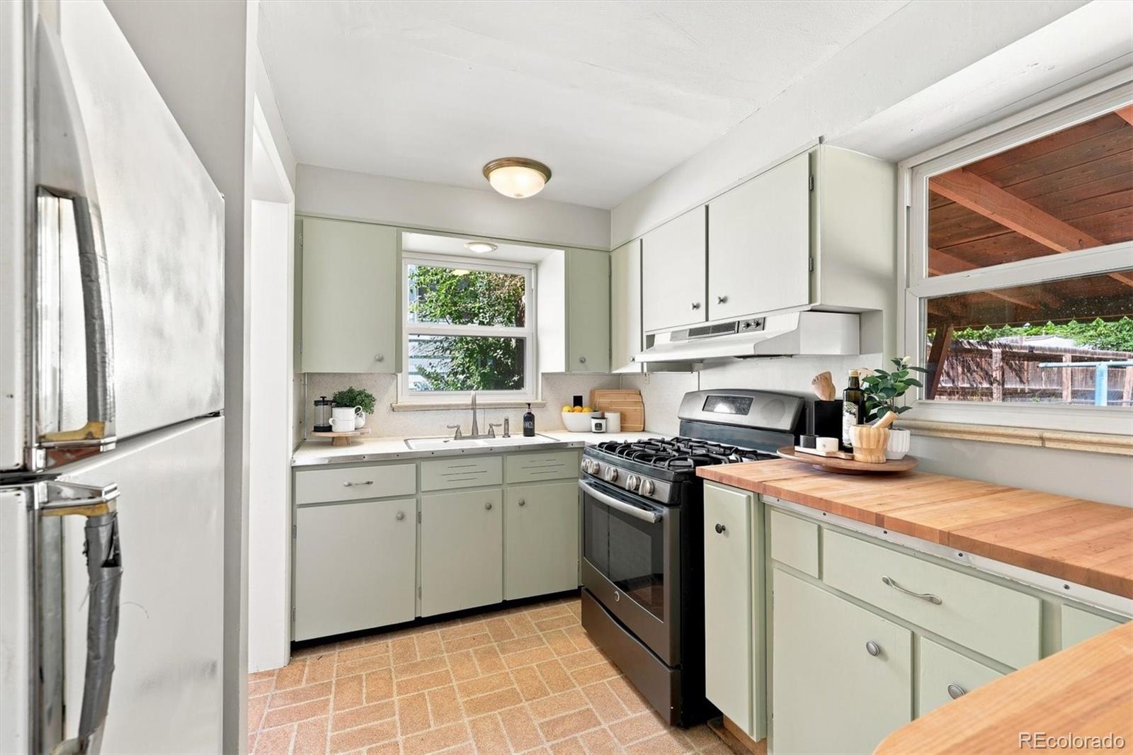 MLS Image #16 for 2680 n gray street,wheat ridge, Colorado