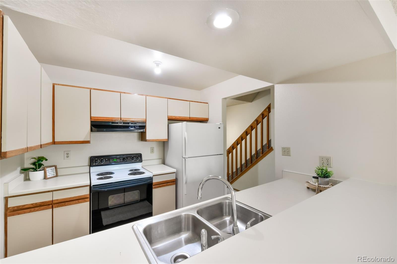 MLS Image #6 for 2393  lexington village lane,colorado springs, Colorado