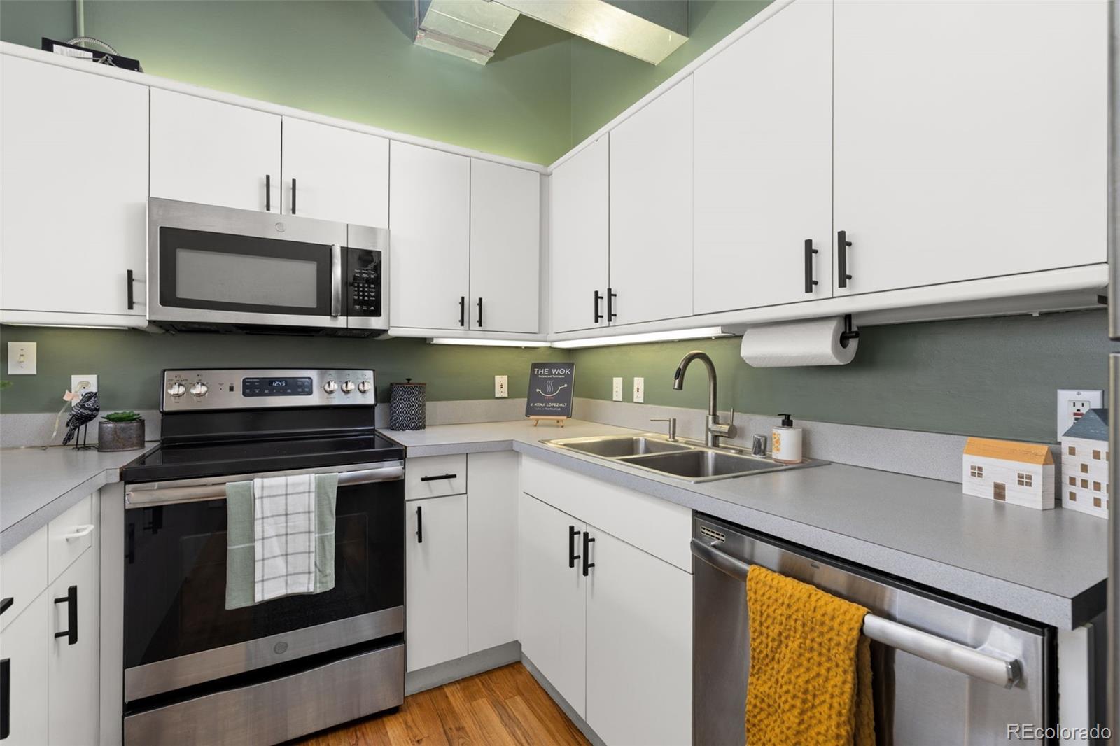 MLS Image #5 for 2020  arapahoe street,denver, Colorado