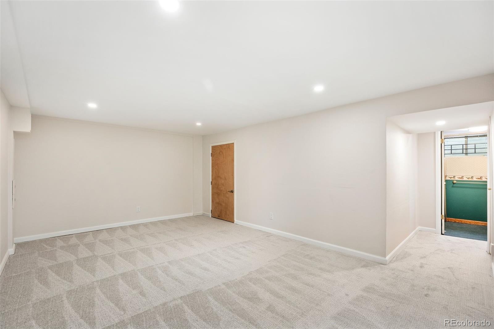 MLS Image #21 for 4070 s willow way,denver, Colorado