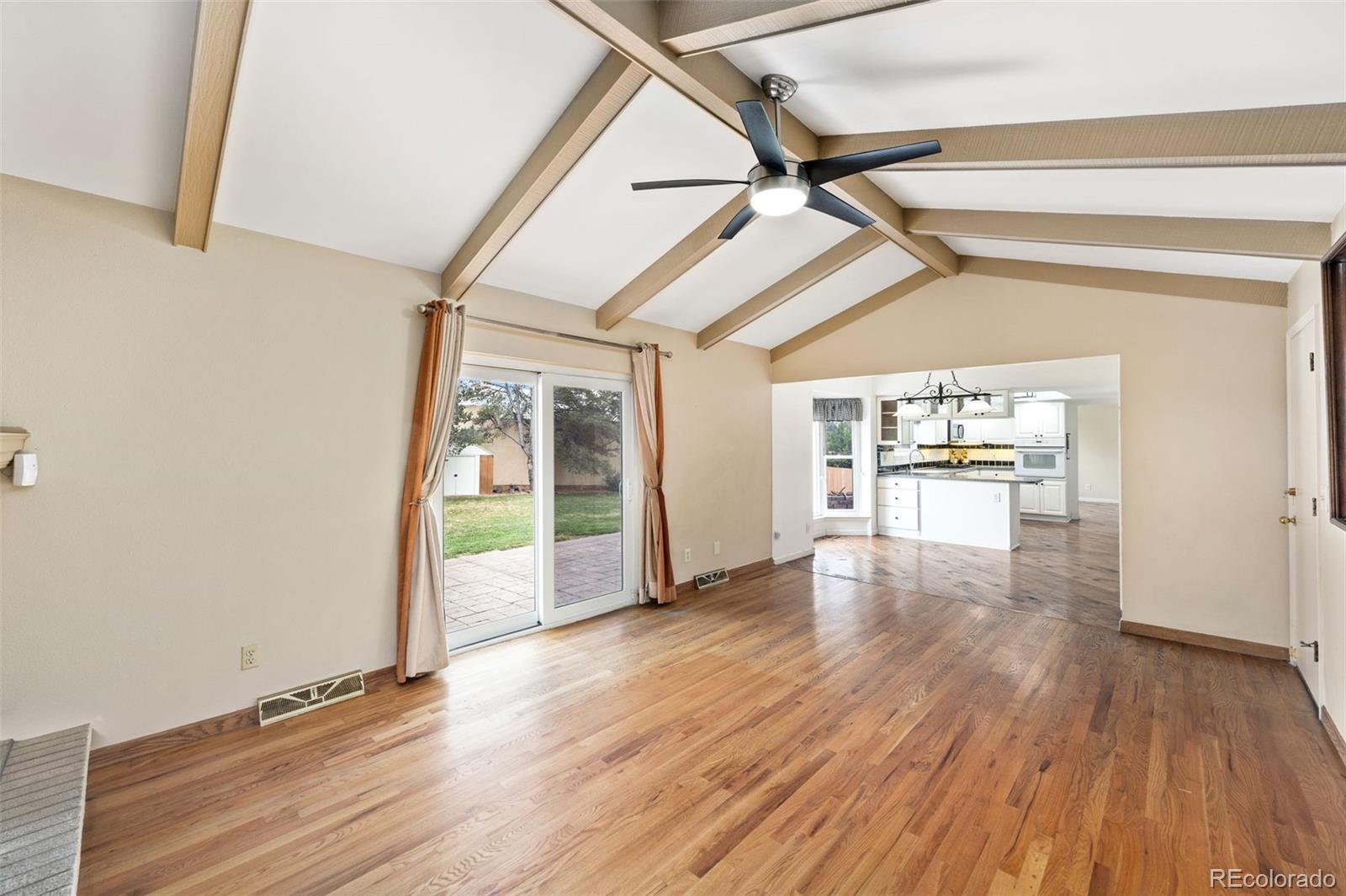 MLS Image #9 for 4070 s willow way,denver, Colorado