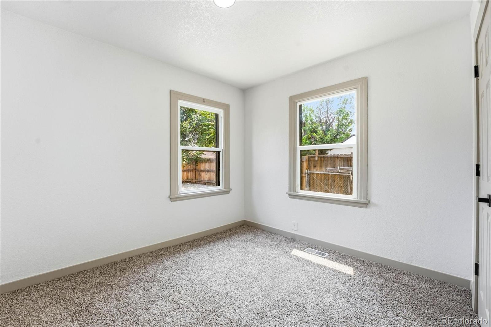 MLS Image #11 for 1716  nome street,aurora, Colorado