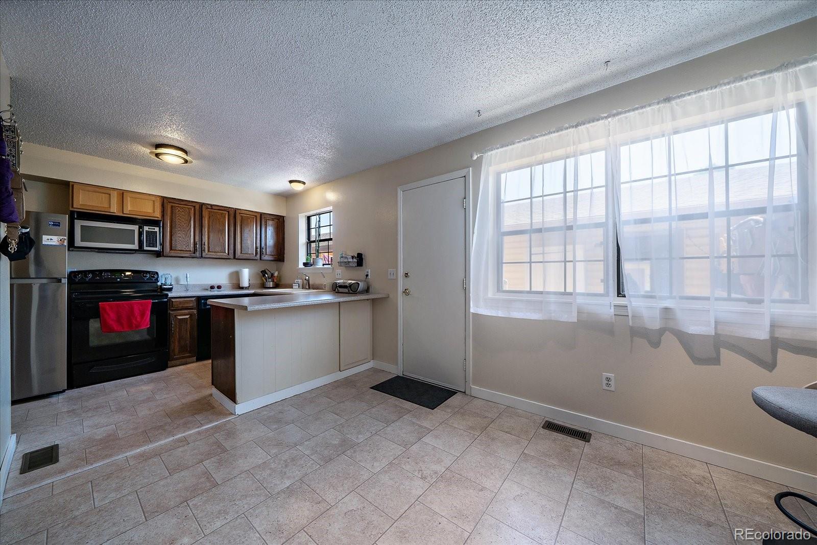 MLS Image #10 for 1191 s sable boulevard,aurora, Colorado