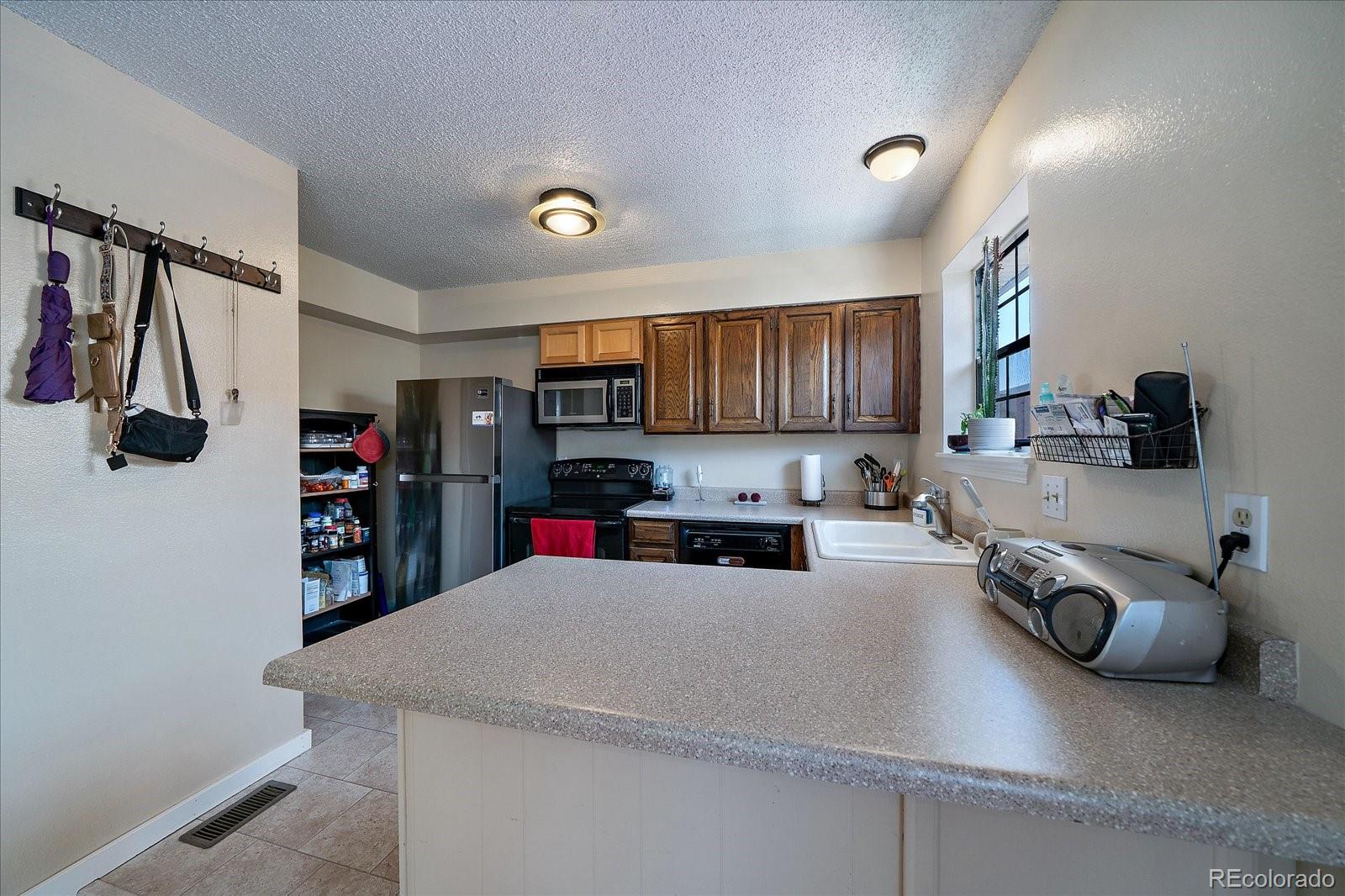 MLS Image #8 for 1191 s sable boulevard,aurora, Colorado