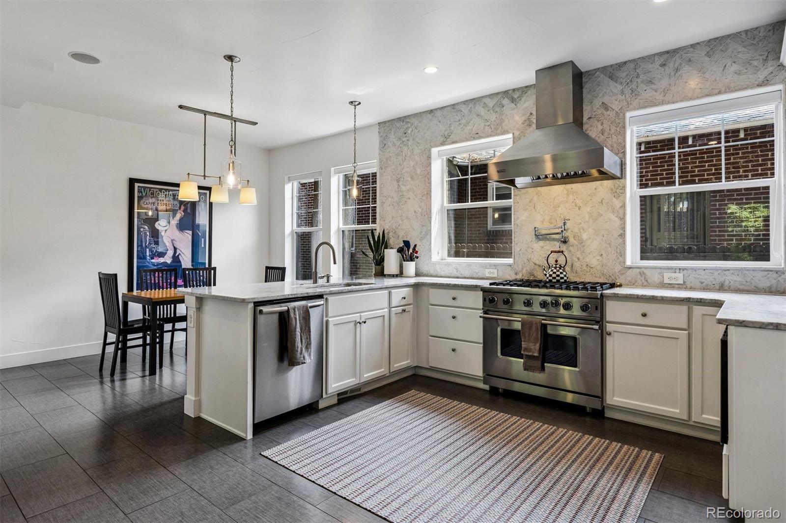 MLS Image #10 for 785  cook street,denver, Colorado