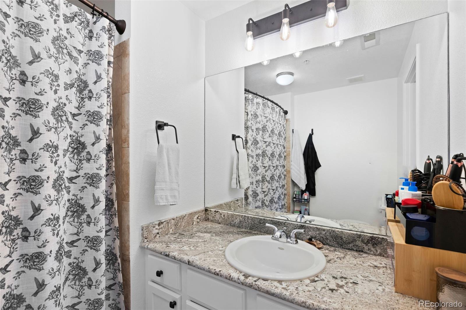 MLS Image #18 for 10052 w ute place 206,littleton, Colorado