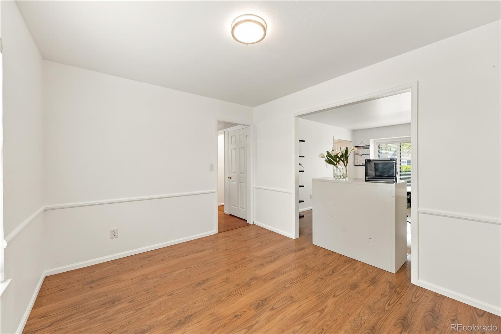 MLS Image #10 for 5157 s flower street,littleton, Colorado