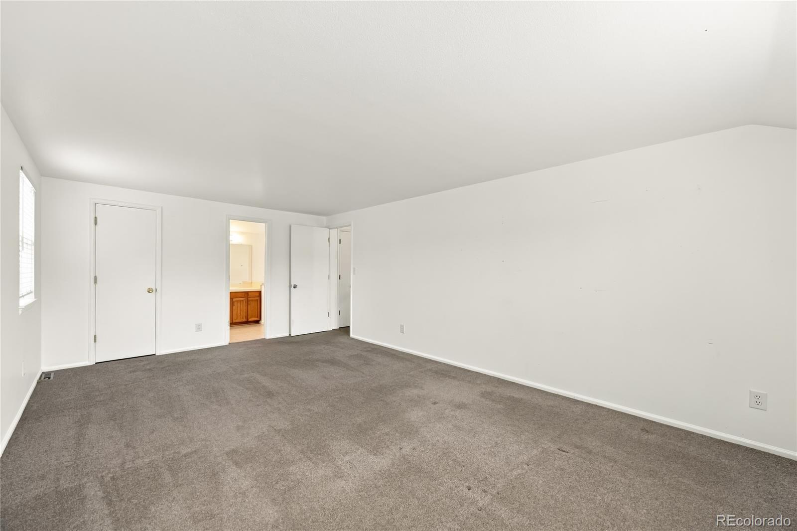 MLS Image #17 for 5157 s flower street,littleton, Colorado