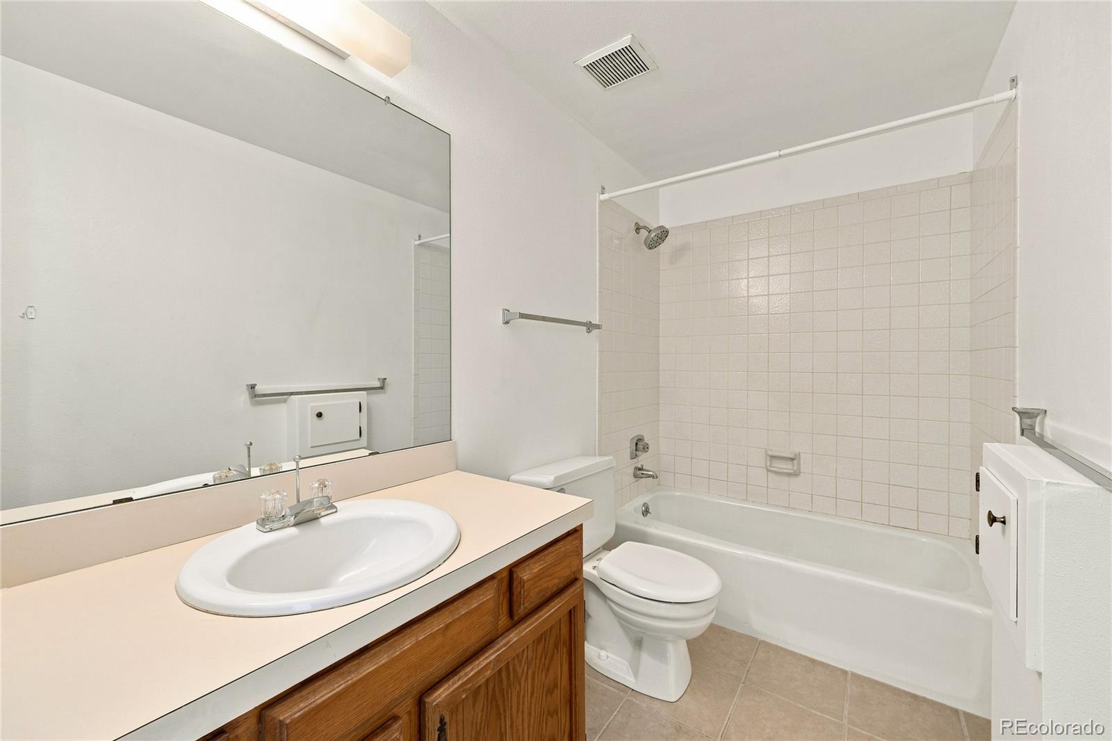 MLS Image #20 for 5157 s flower street,littleton, Colorado