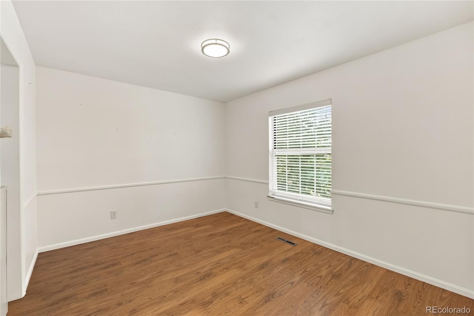 MLS Image #9 for 5157 s flower street,littleton, Colorado