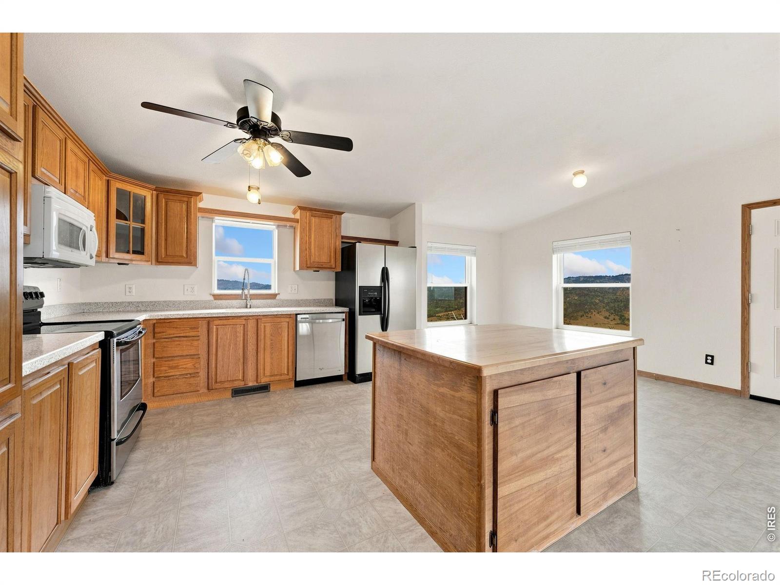 MLS Image #7 for 8266  gray squirrel court,loveland, Colorado