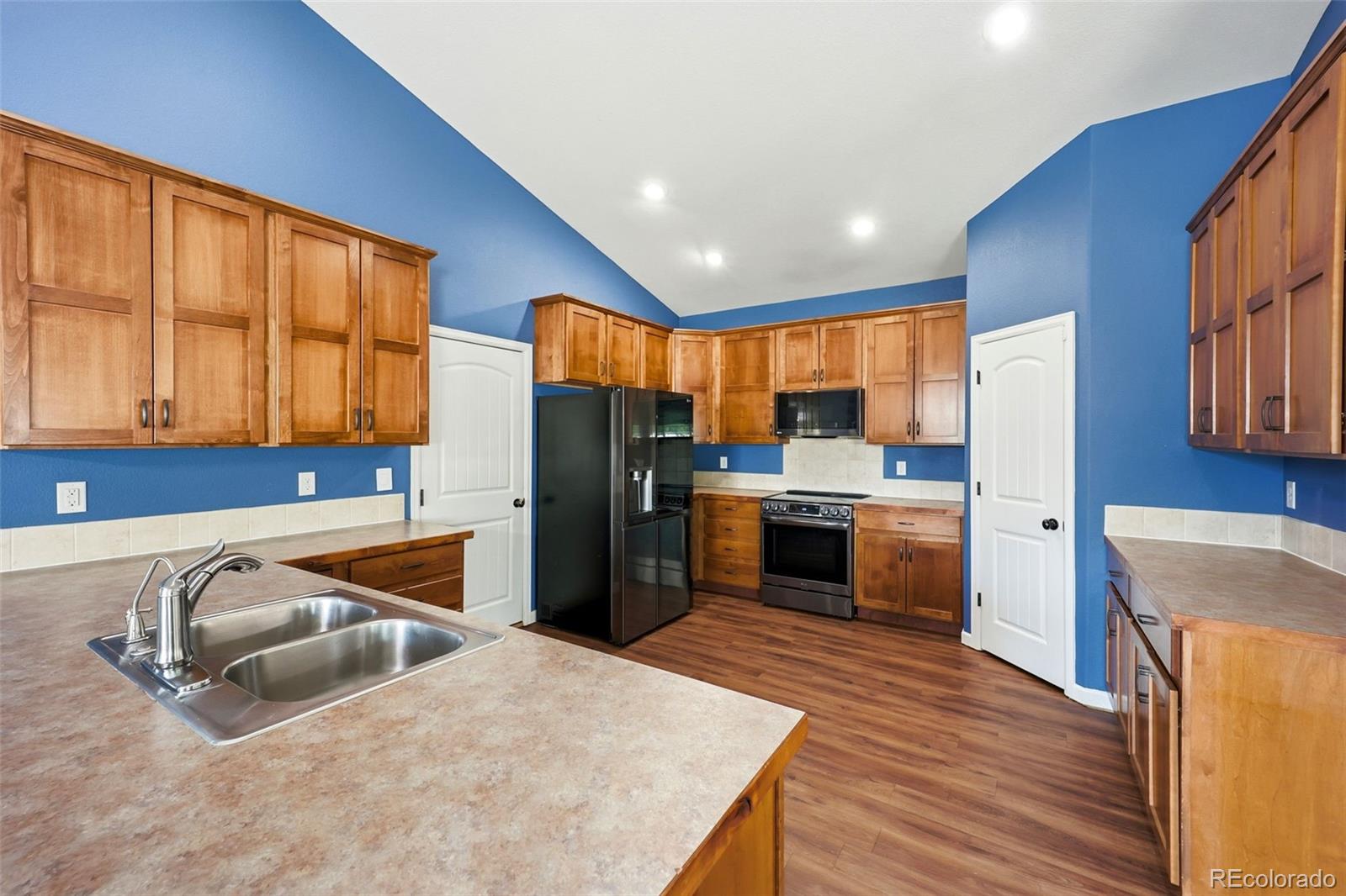 MLS Image #12 for 224  darlington lane,johnstown, Colorado