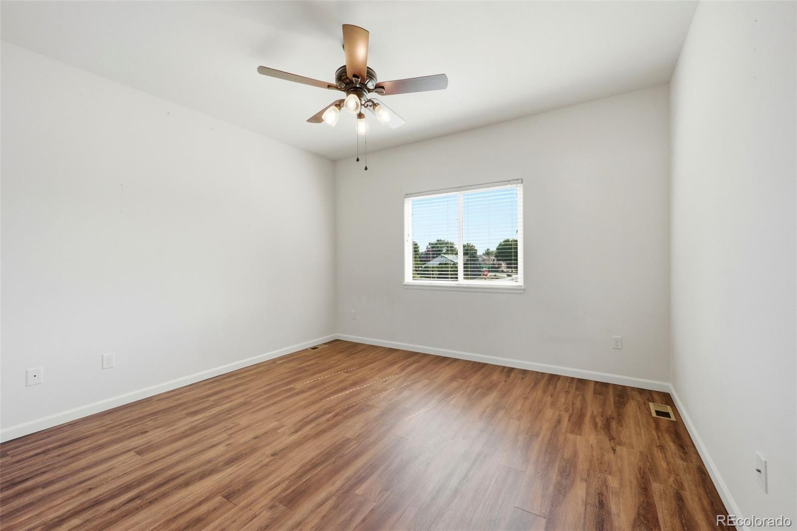 MLS Image #16 for 224  darlington lane,johnstown, Colorado