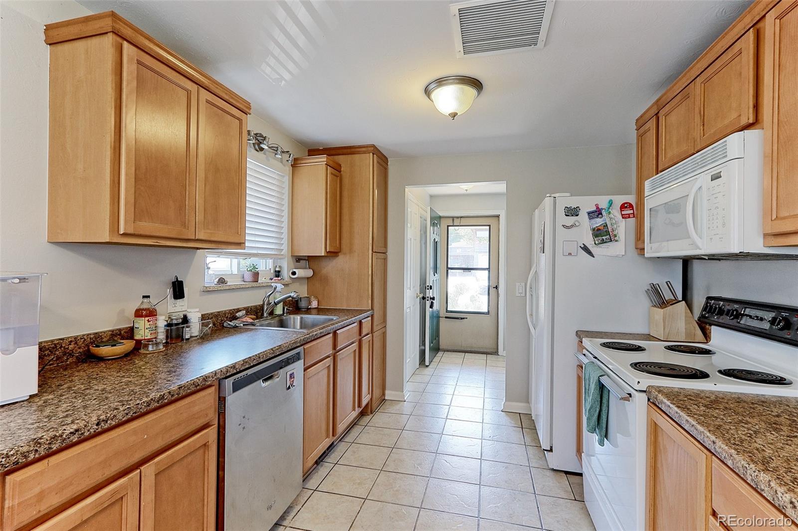 MLS Image #4 for 7136  otis street,arvada, Colorado
