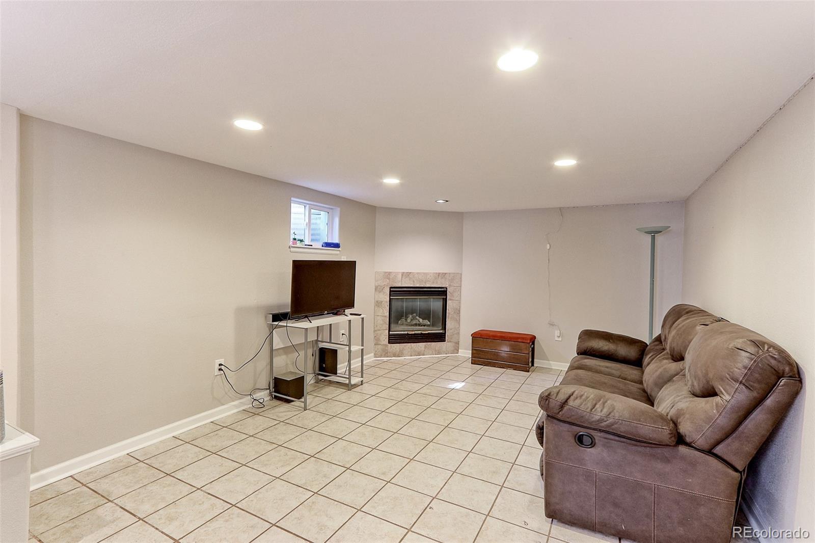 MLS Image #9 for 7136  otis street,arvada, Colorado