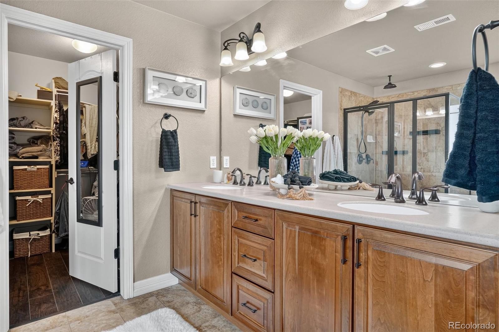 MLS Image #15 for 8247 s country club parkway,aurora, Colorado