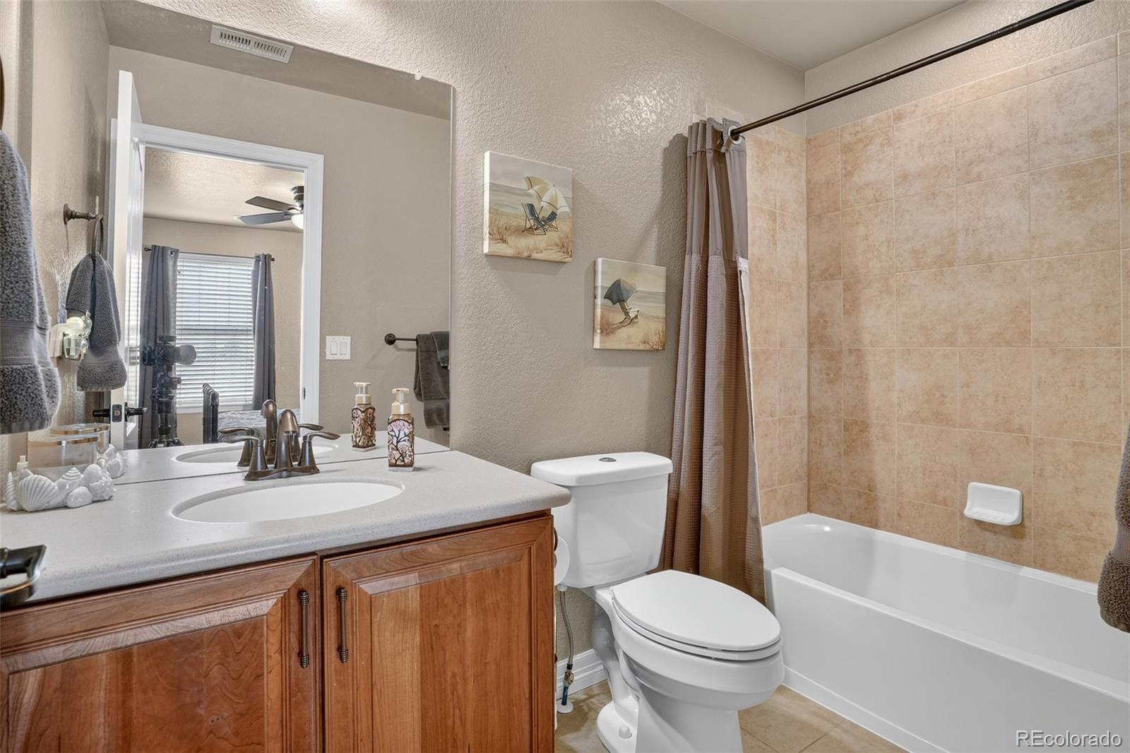 MLS Image #20 for 8247 s country club parkway,aurora, Colorado