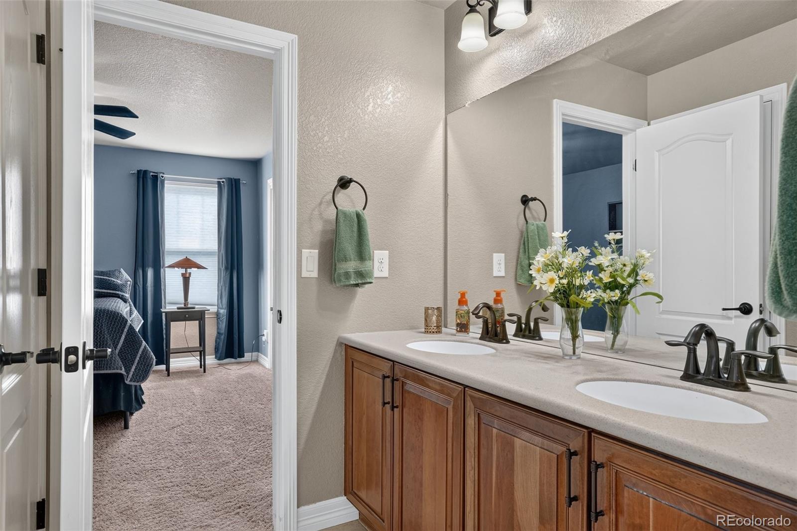 MLS Image #22 for 8247 s country club parkway,aurora, Colorado
