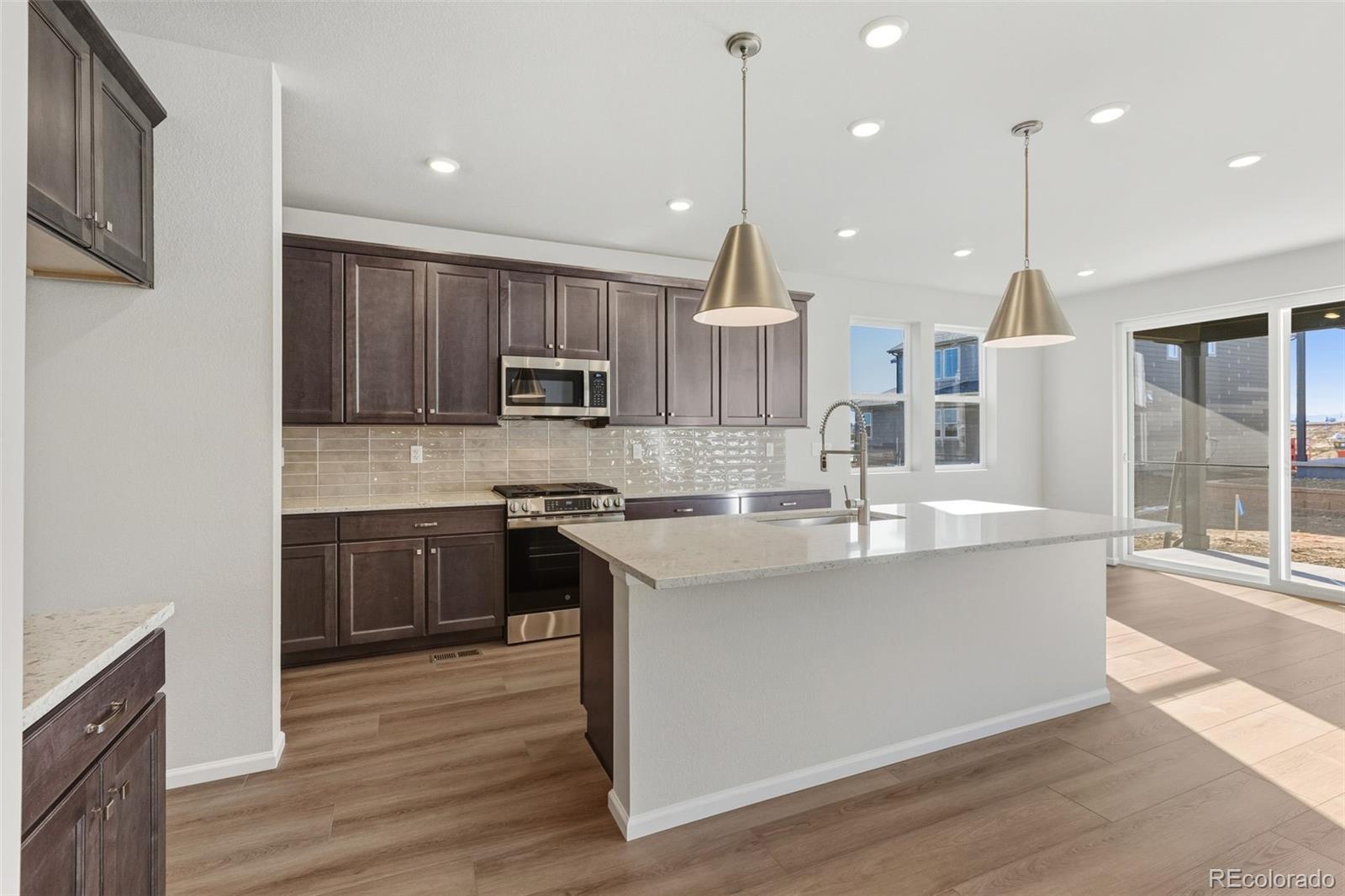 MLS Image #3 for 15277  poplar street,thornton, Colorado