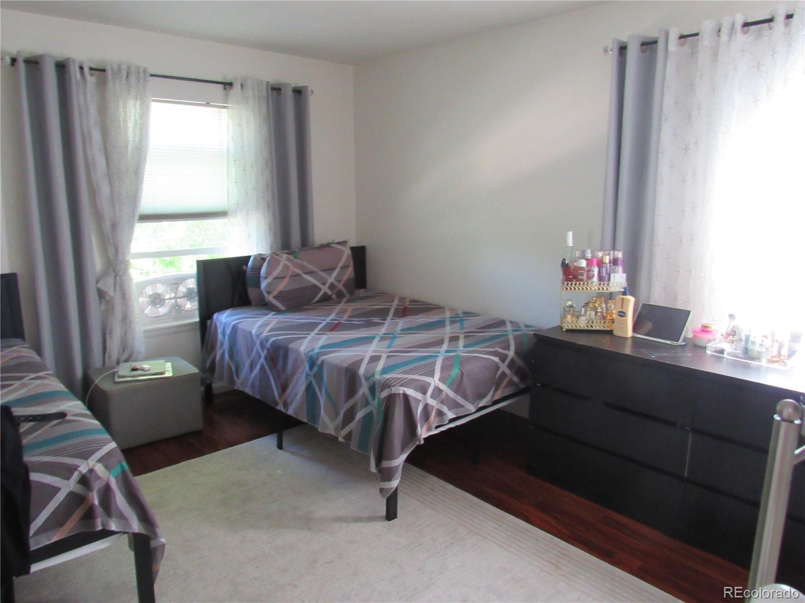 MLS Image #13 for 577  alton way,denver, Colorado