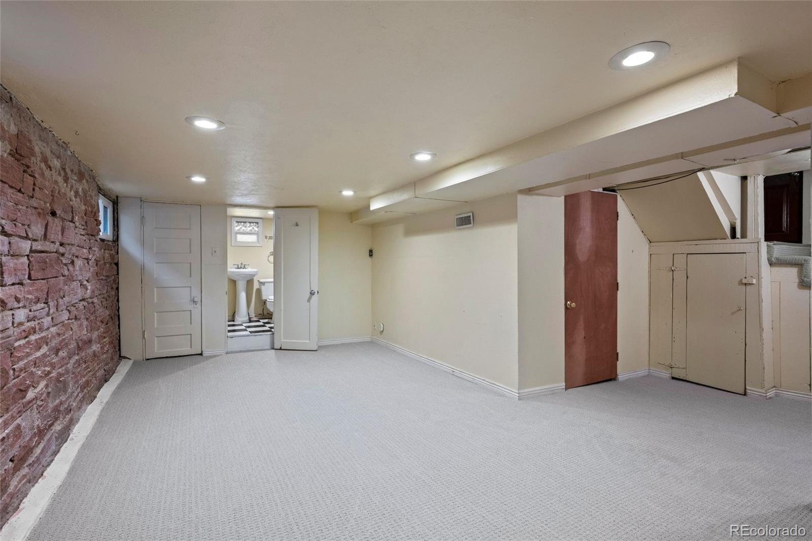 MLS Image #11 for 3019 n gaylord street,denver, Colorado