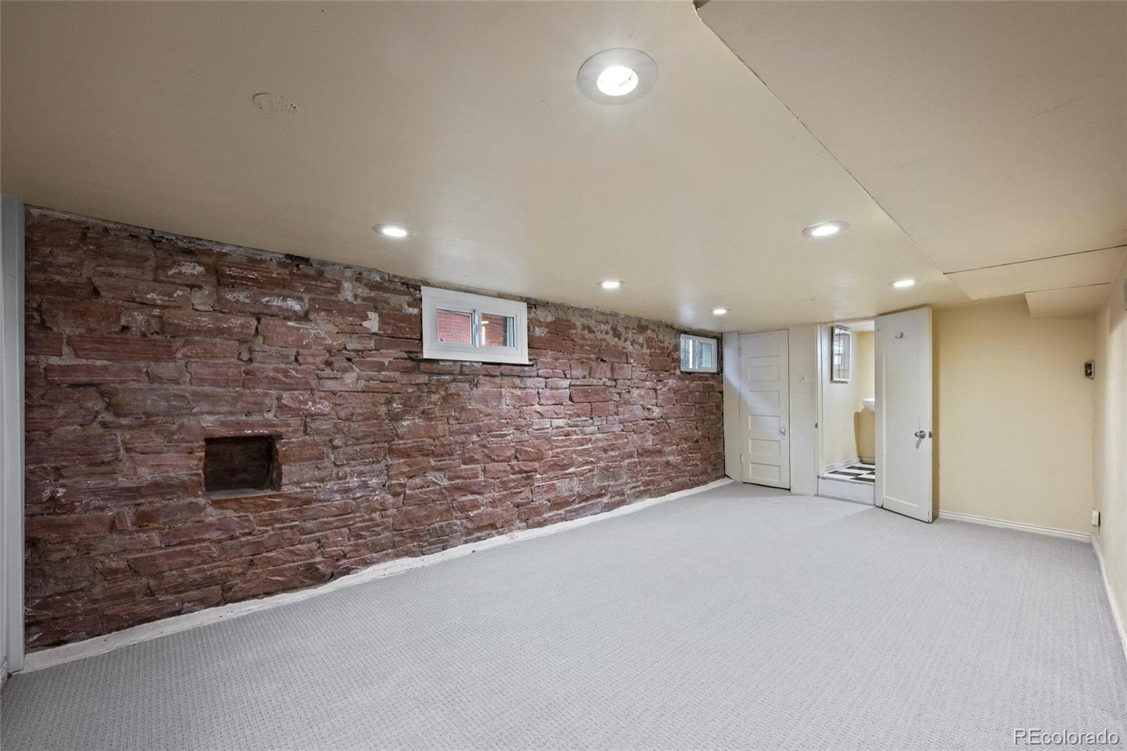 MLS Image #13 for 3019 n gaylord street,denver, Colorado
