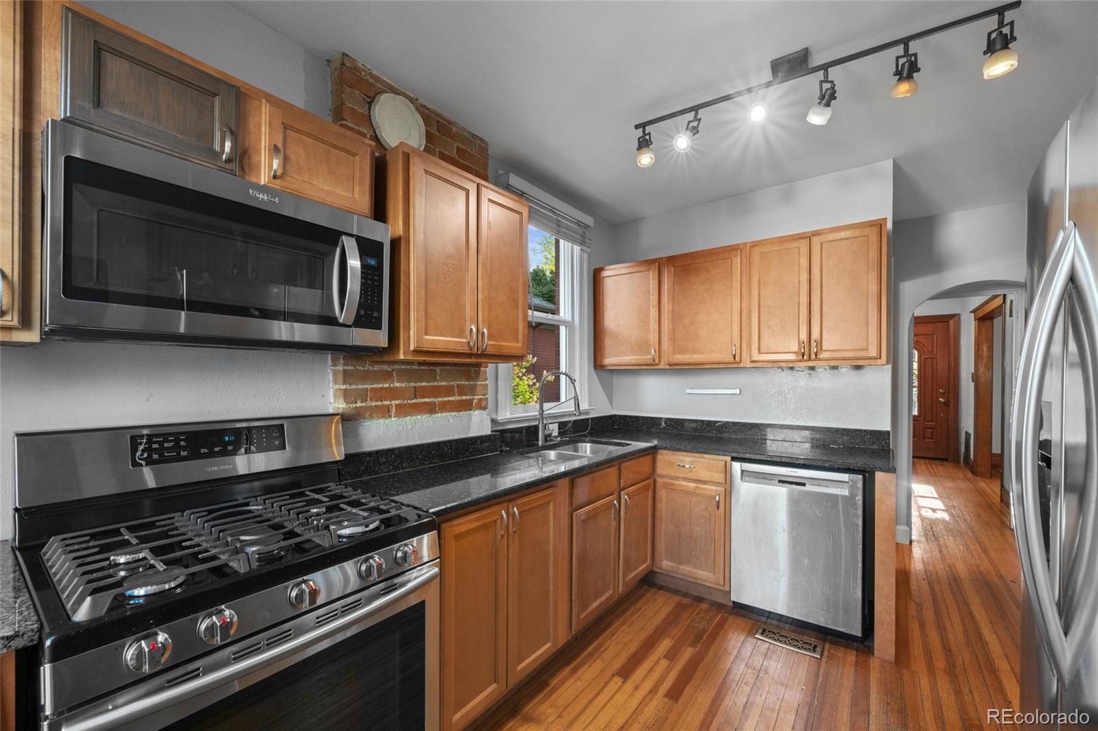 MLS Image #5 for 3019 n gaylord street,denver, Colorado