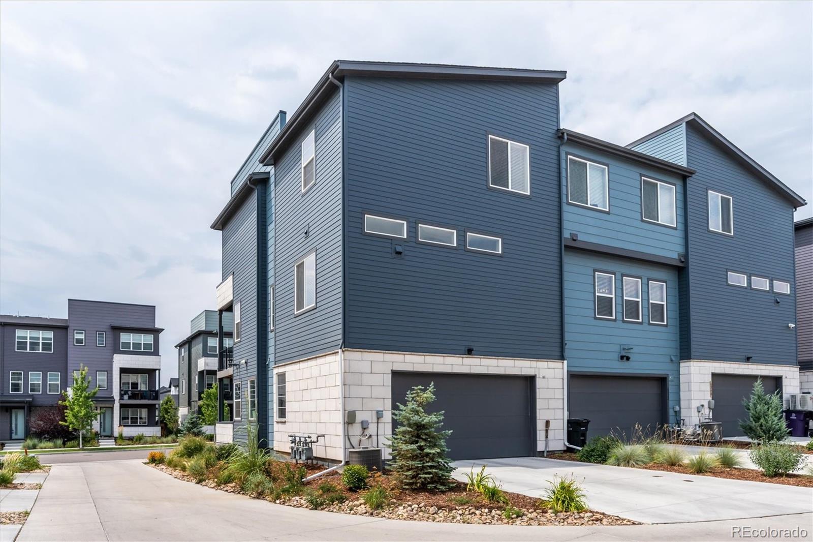 MLS Image #33 for 6220 n dayton court,denver, Colorado