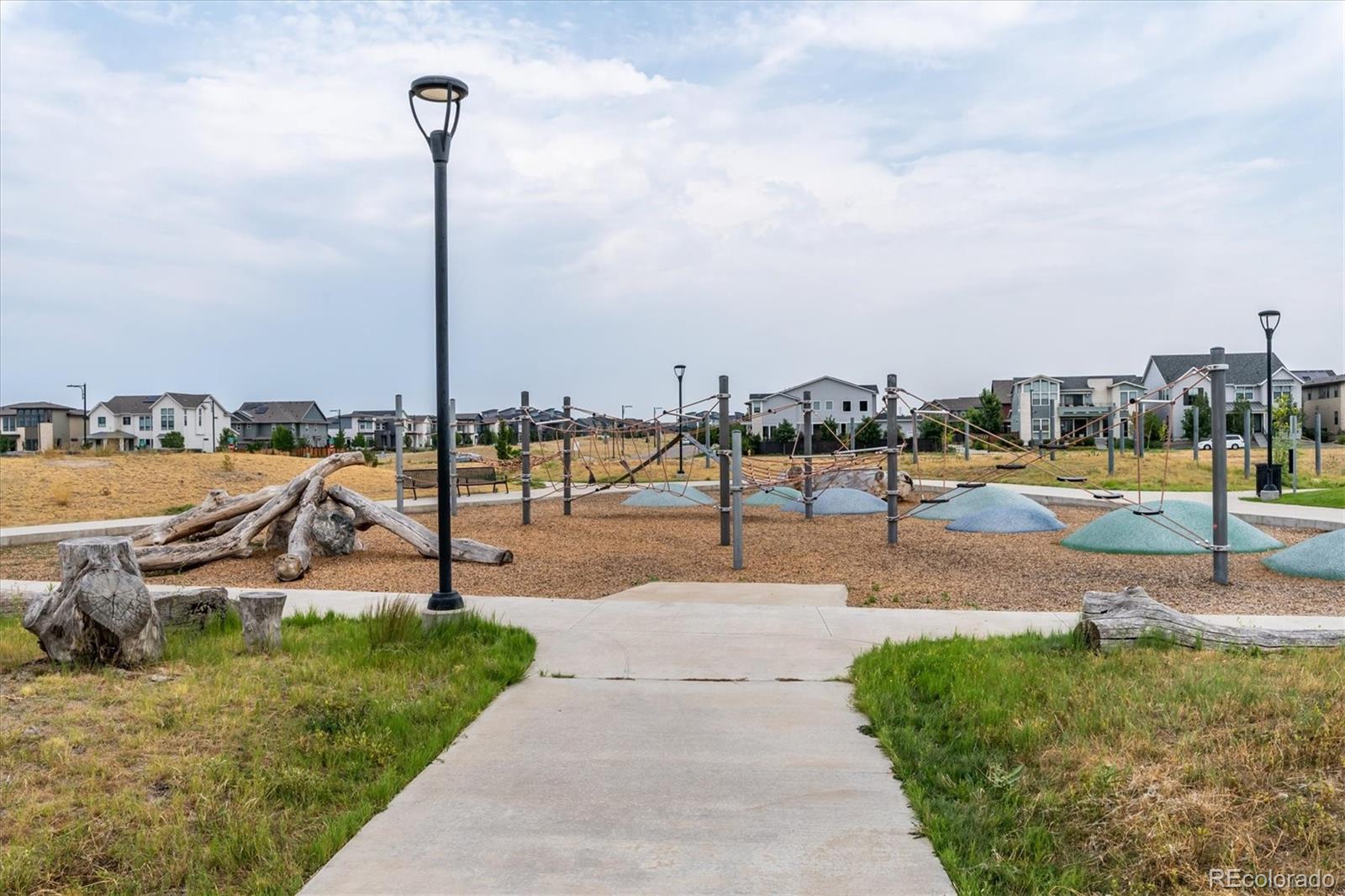 MLS Image #38 for 6220 n dayton court,denver, Colorado