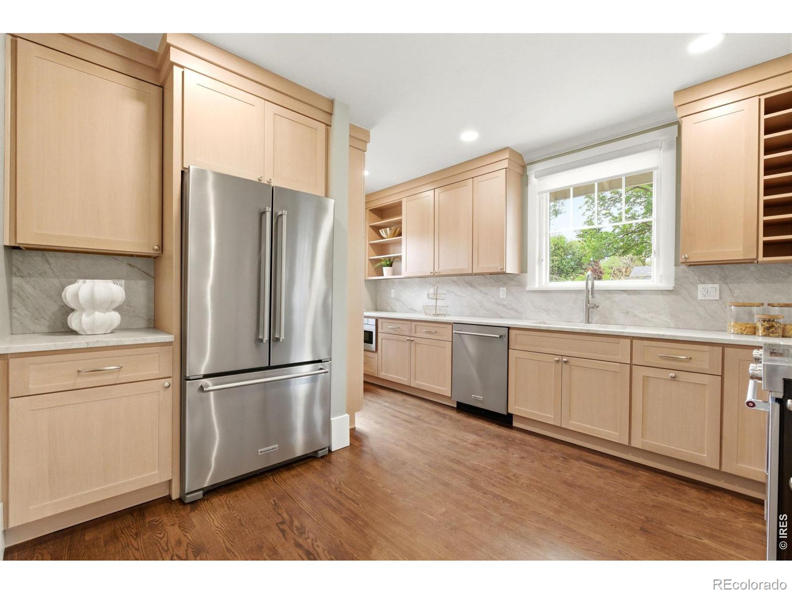MLS Image #14 for 800  monroe street,denver, Colorado