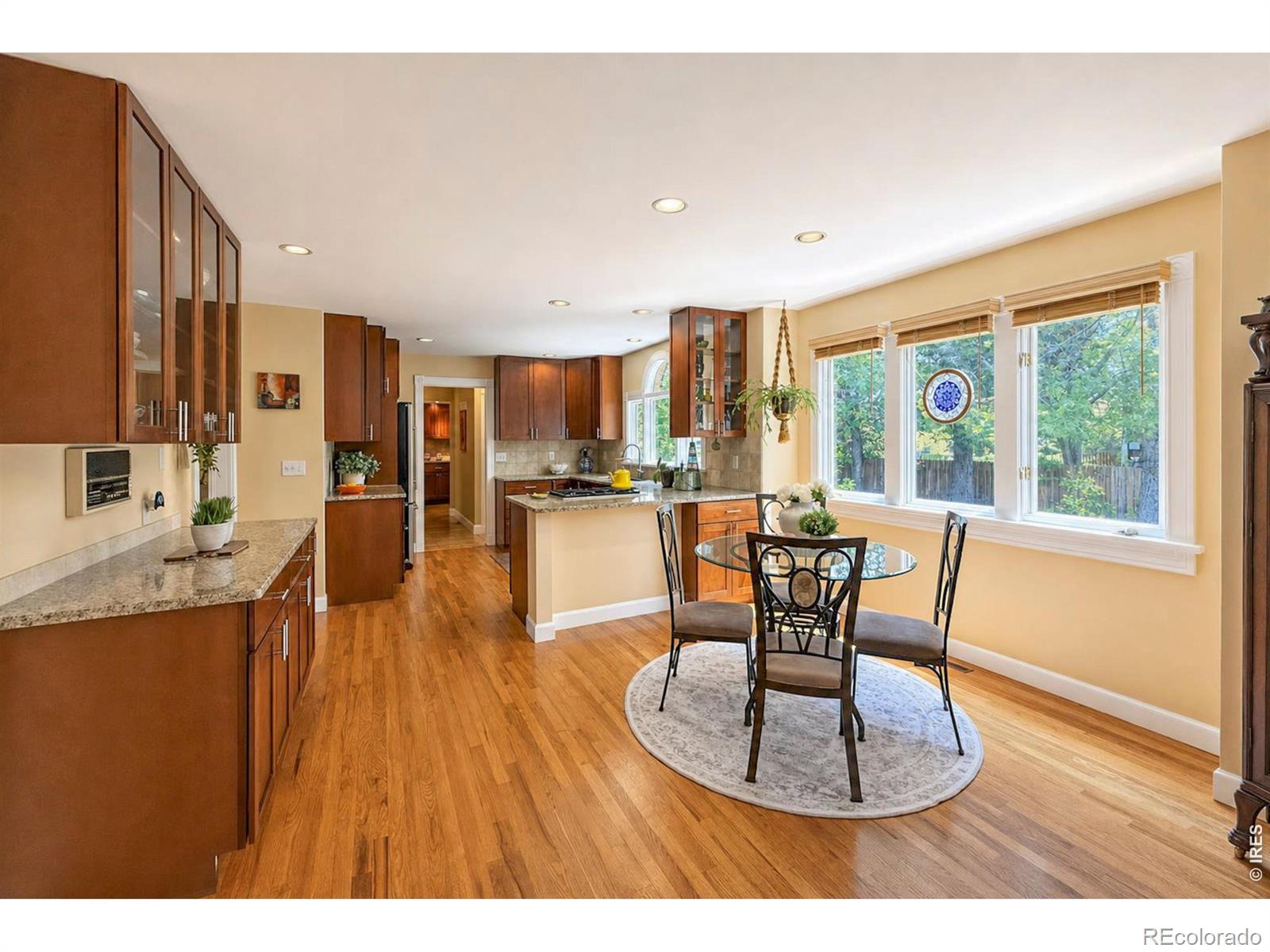 MLS Image #11 for 1224  twin peaks circle,longmont, Colorado