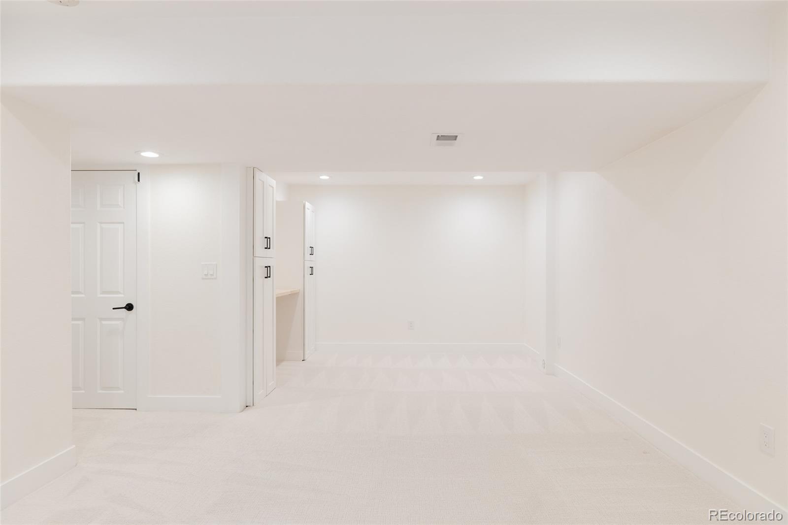 MLS Image #18 for 2965  emporia street,denver, Colorado