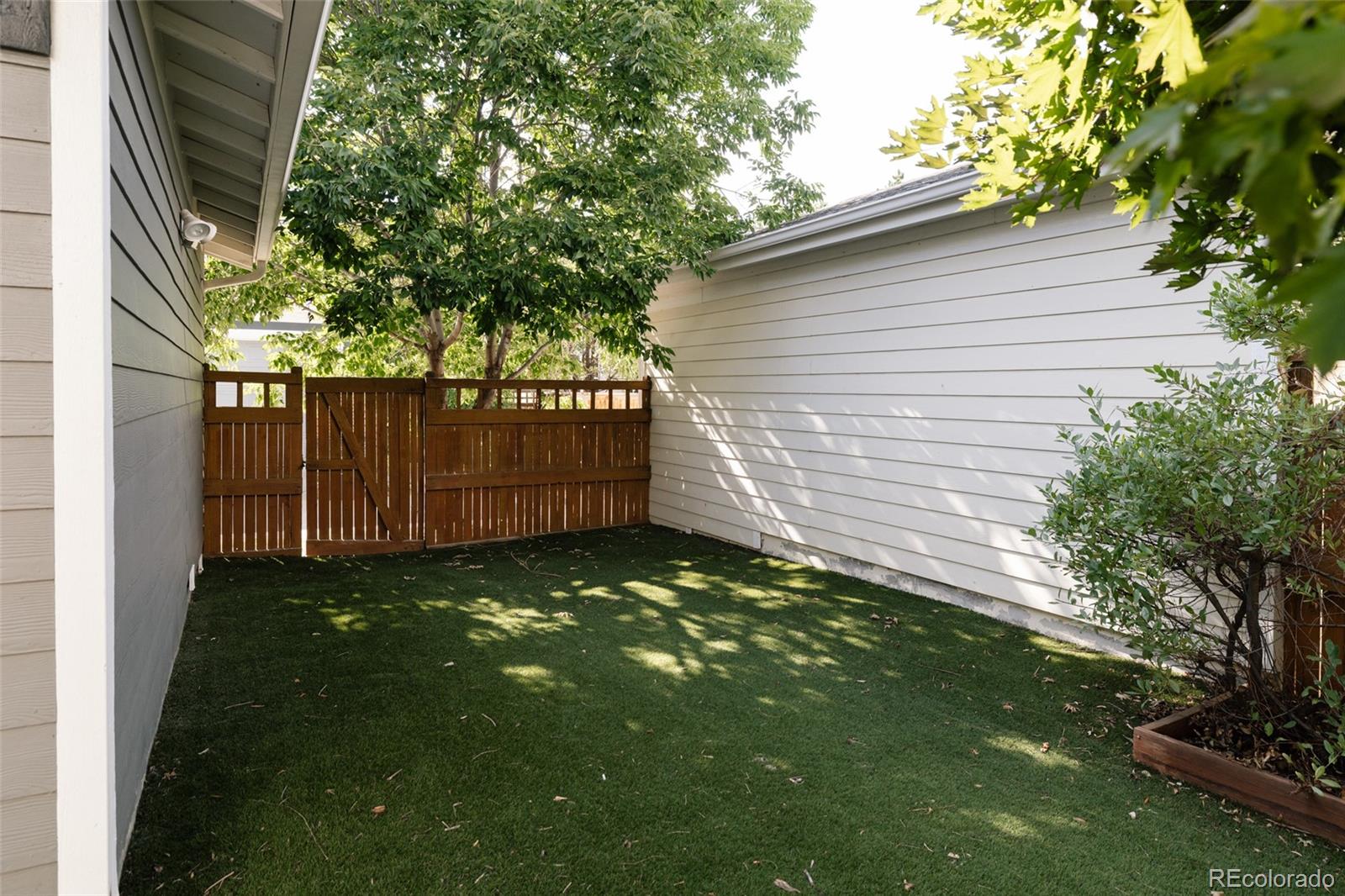MLS Image #26 for 2965  emporia street,denver, Colorado